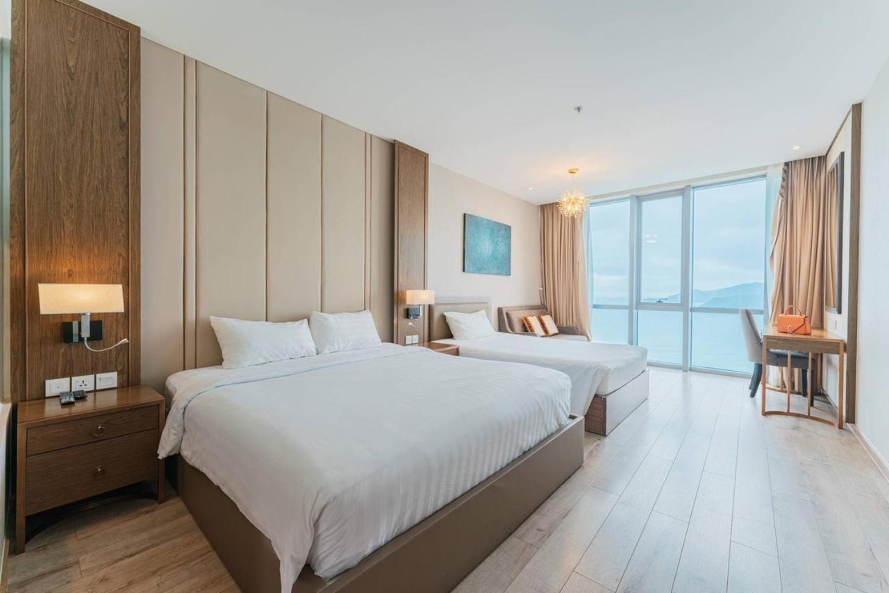 Kn Panorama Beachfront Condotel Nha Trang Exterior photo